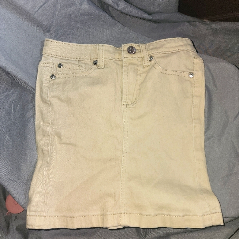Cream Denim Mini Skirt 7 For All Mankind Size 7
